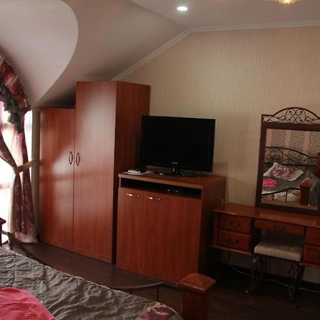 Kristall Hotel 博斯特里 外观 照片