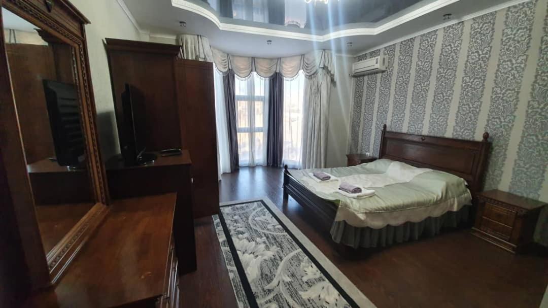 Kristall Hotel 博斯特里 外观 照片